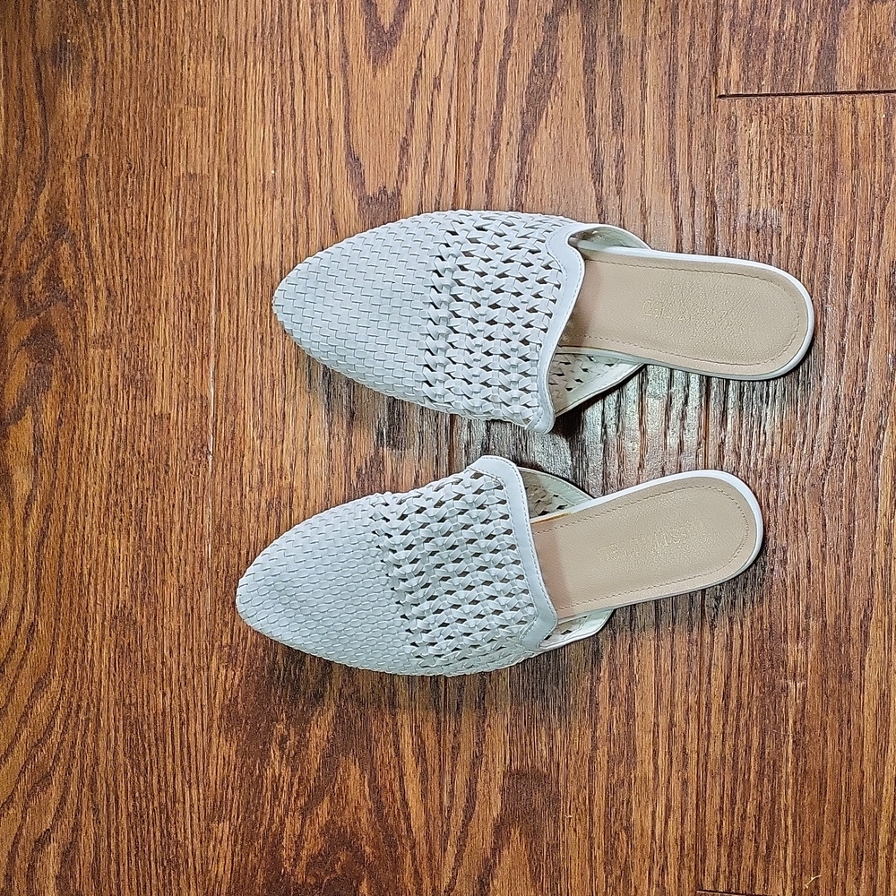 White flat mules